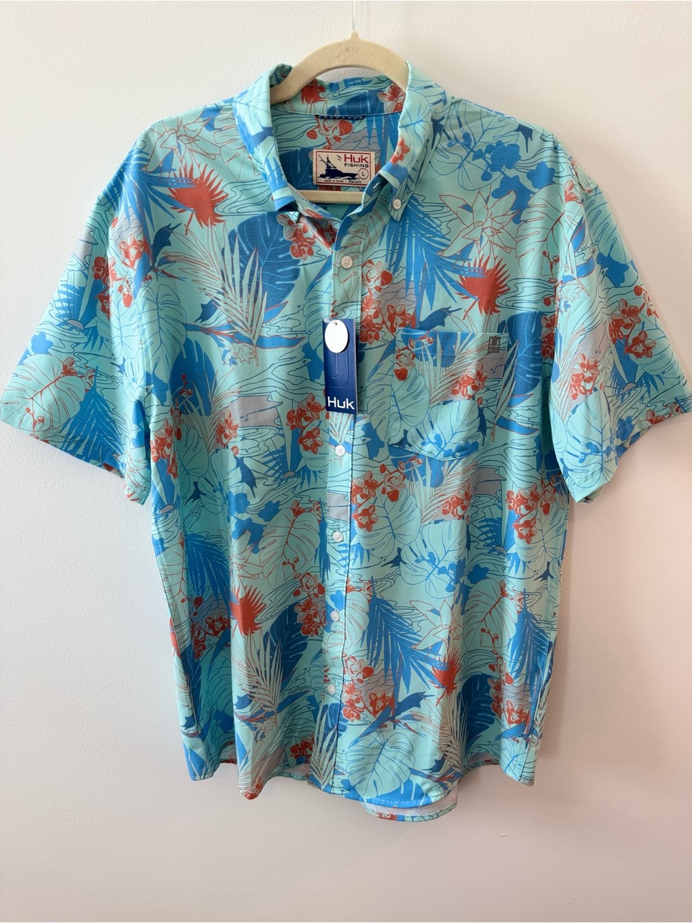 NEW Huk Kona Radical Botanical Short-Sleeve Shirt – Men’s Large – UPF 30+